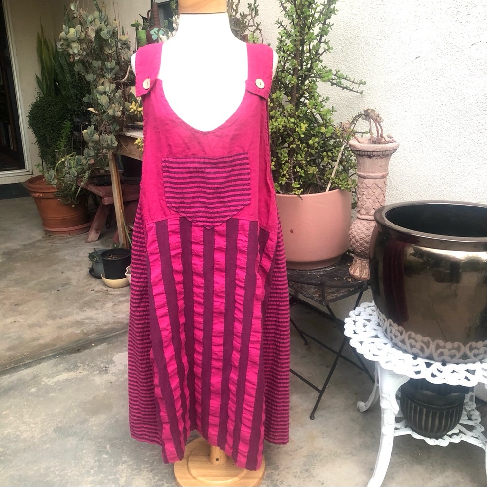 Bodil Sleeveless Mid Dress